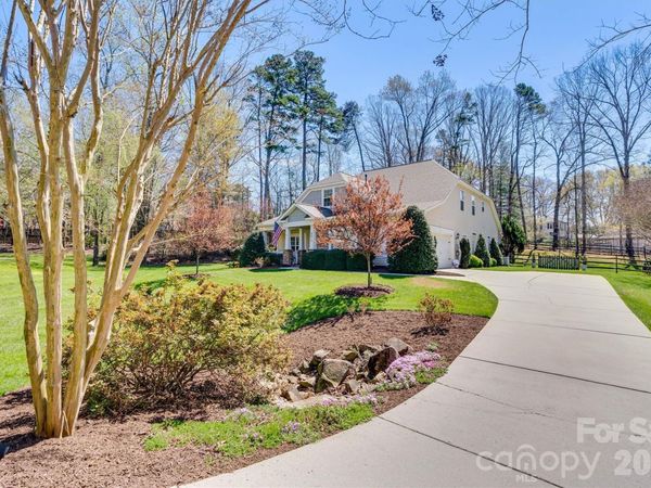 8075 Andrew Franklin Drive, Denver, NC 28037