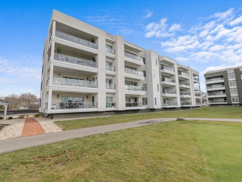 5211 Highpointe Lakes Drive , Unit 7402, Westerville, OH 43081 Photo 35