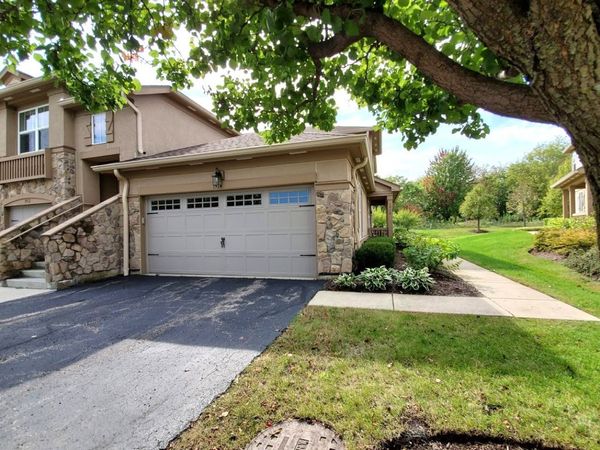 1914 Crenshaw Circle , Vernon Hills, IL 60061