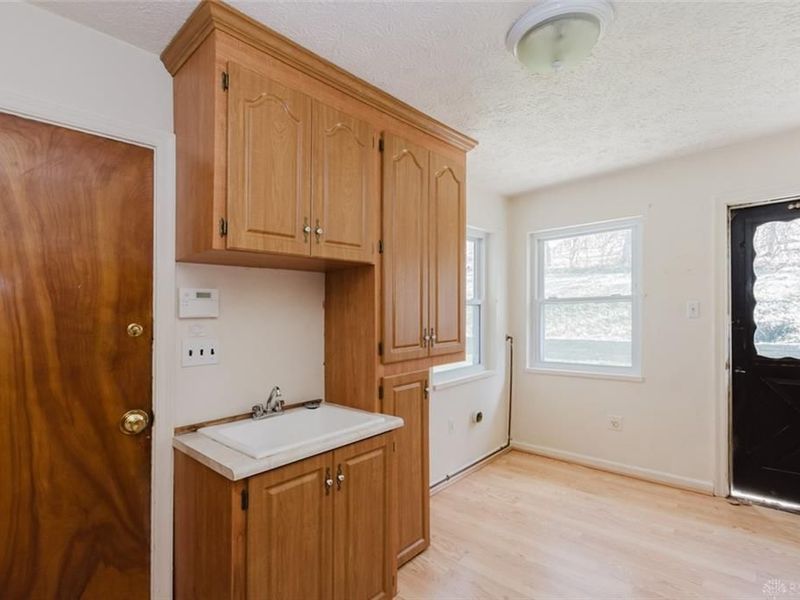 4390 Overland Trail, Kettering, OH 45429 Photo 18