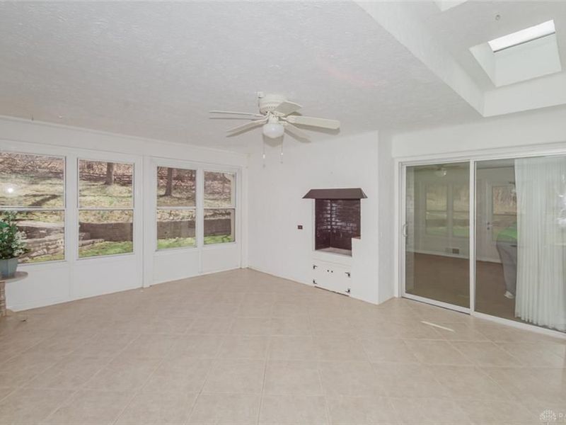 4390 Overland Trail, Kettering, OH 45429 Photo 24