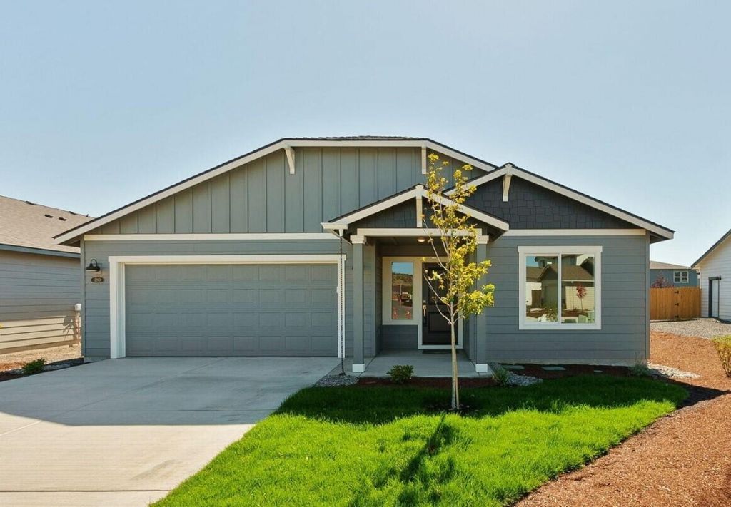 4124 SW Pumice Avenue, Unit 75, Redmond, OR 97756 Main Photo