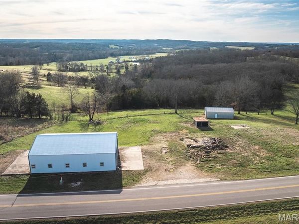 1084 Highway 100 , Morrison, MO 65061