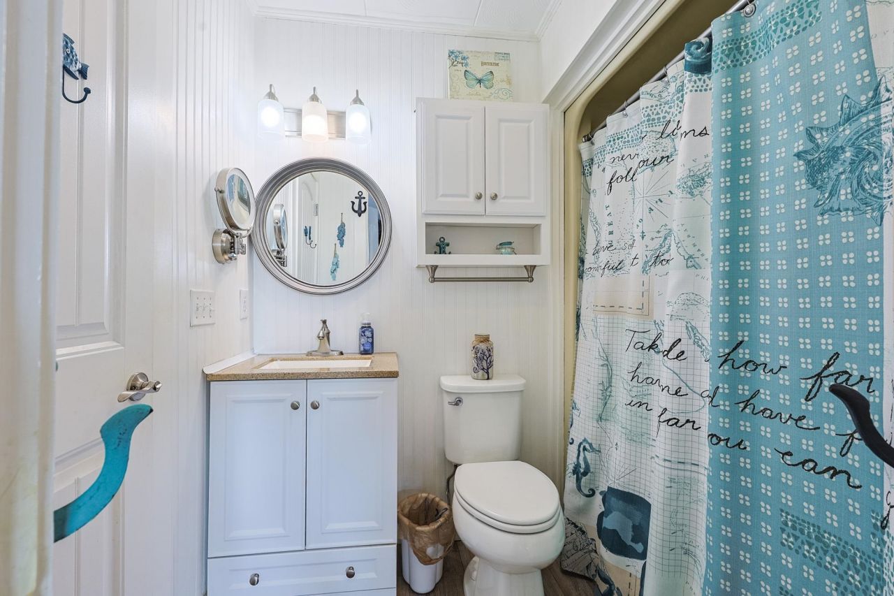 9621 Shore Dr. Photo 13