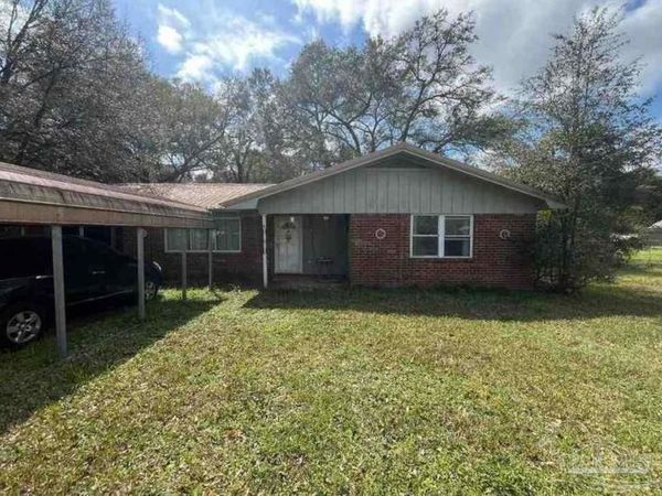 8133 Mobile Hwy, Pensacola, FL 32526