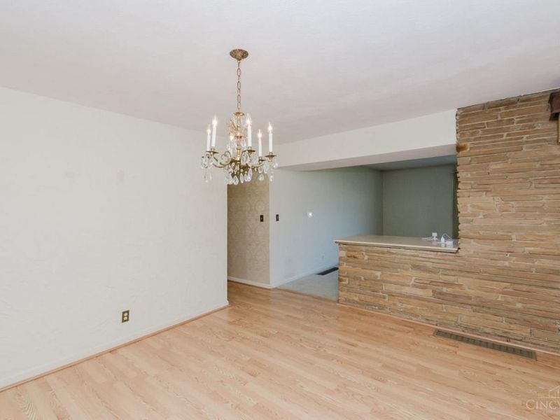 4390 Overland Trail, Kettering, OH 45429 Photo 11