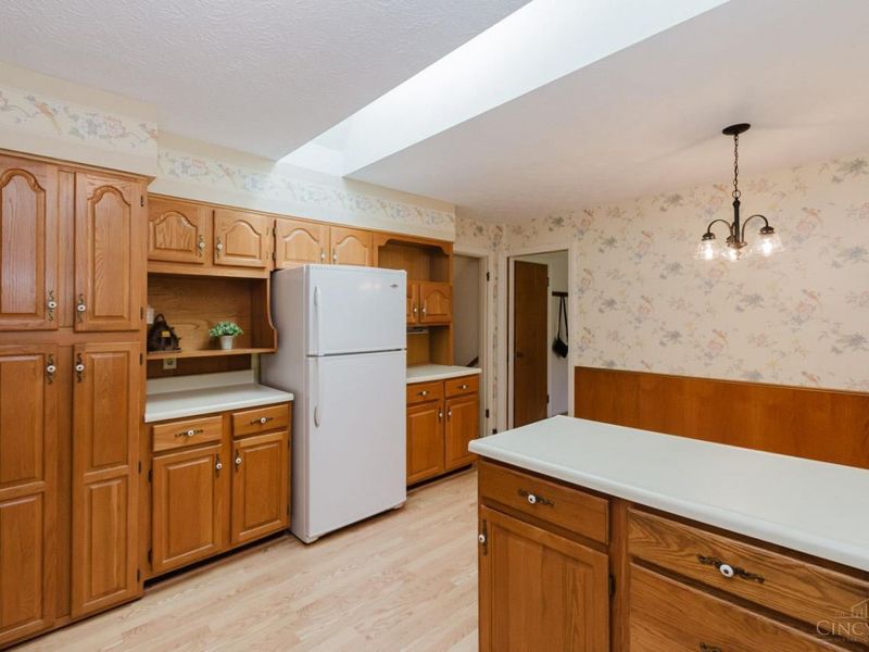 4390 Overland Trail, Kettering, OH 45429 Photo 16