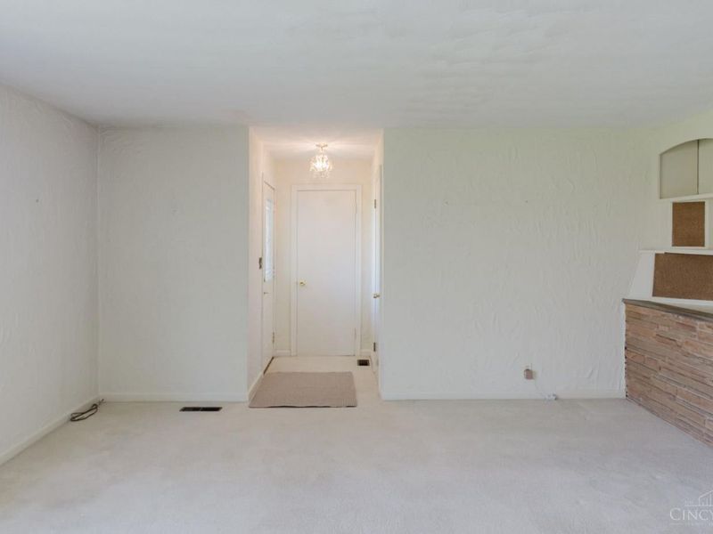 4390 Overland Trail, Kettering, OH 45429 Photo 3