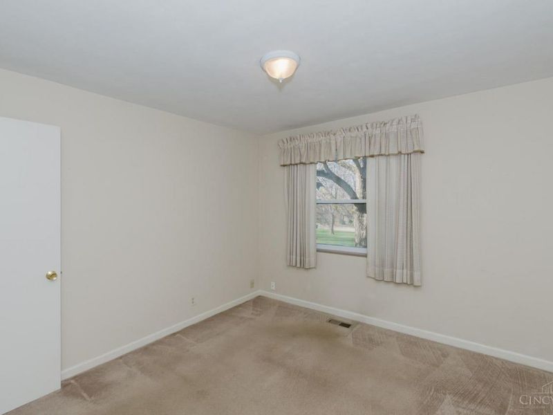 4390 Overland Trail, Kettering, OH 45429 Photo 32