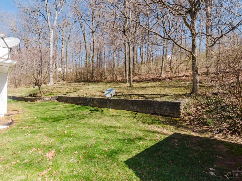 4390 Overland Trail, Kettering, OH 45429 Photo 46