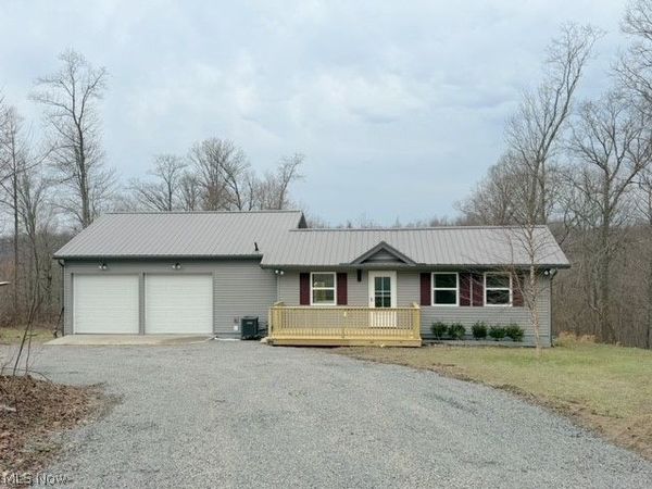 1634 Roxford Church Road SE, Dennison, OH 44621