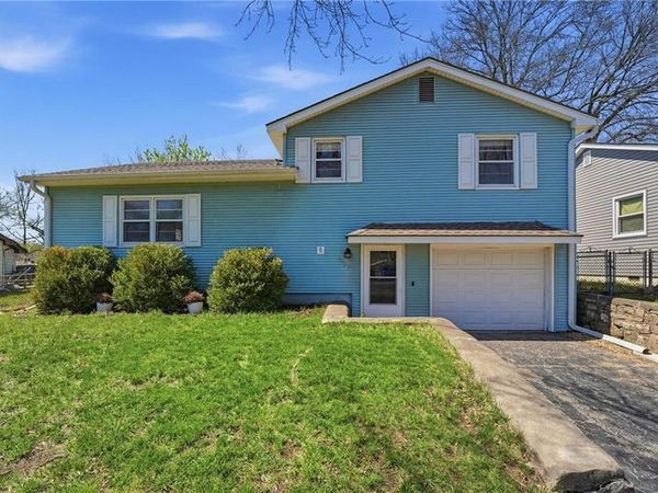 4022 N Montgall Avenue, Kansas City, MO 64117