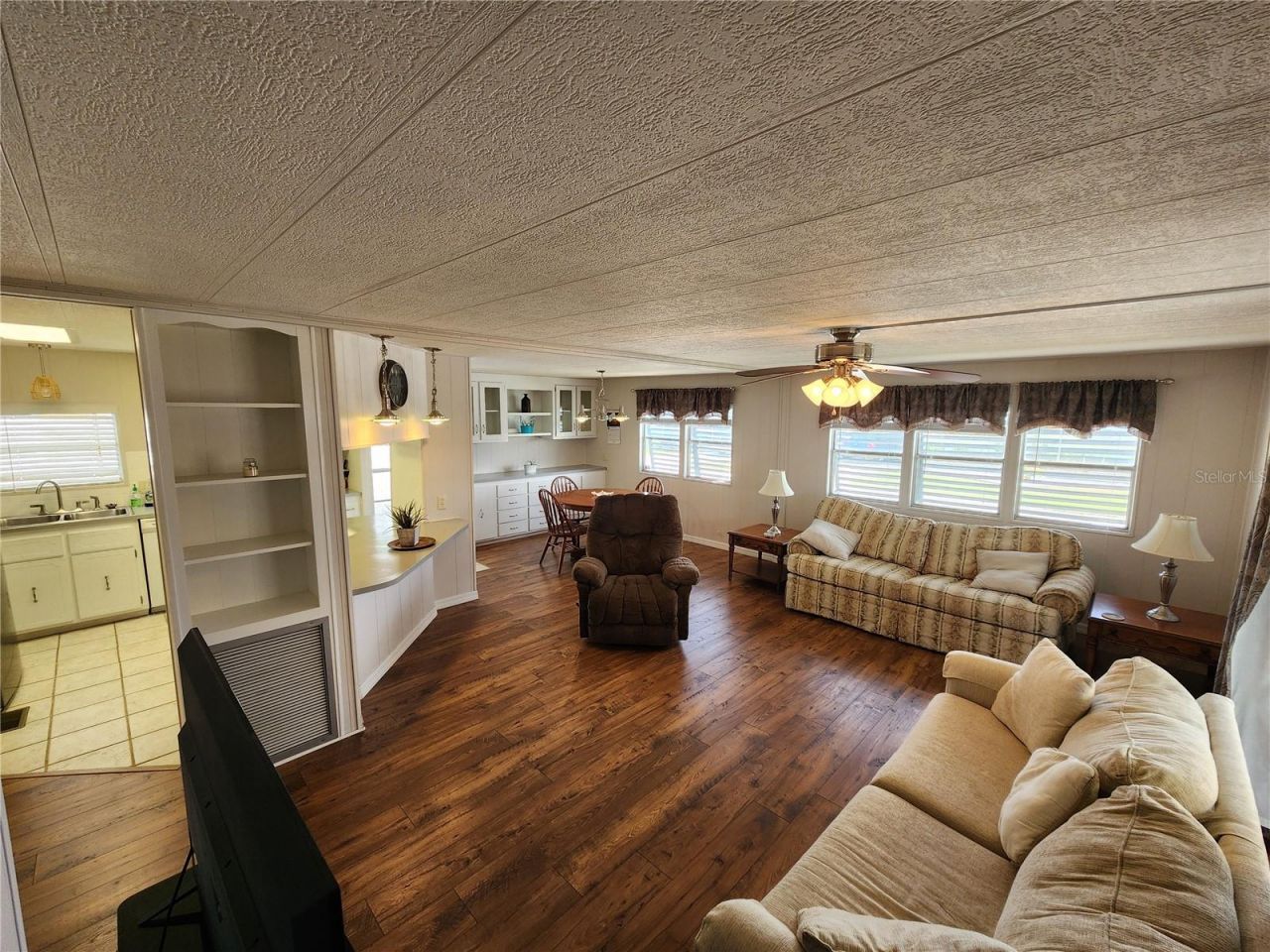 808 53rd Avenue E, Unit 256, Bradenton, FL 34203 Photo