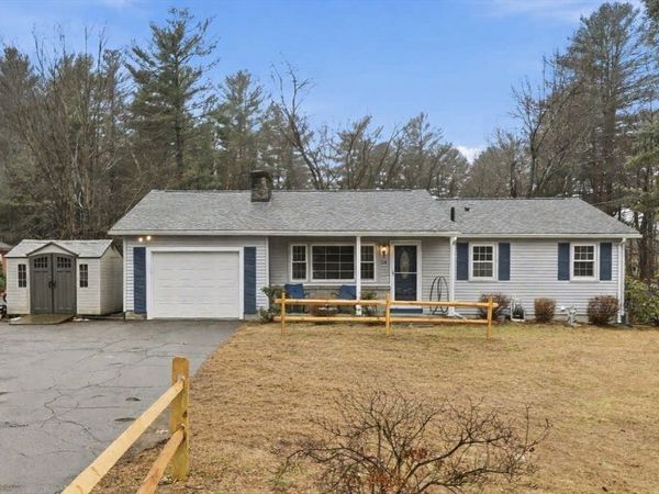 24 Sunset Ave, South Hadley, MA 01075