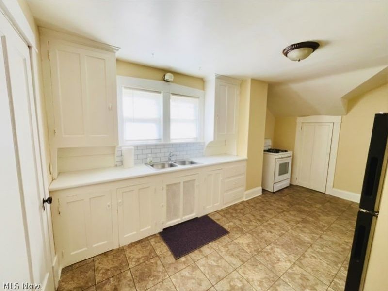 3114 Neosho Road, Unit up, Youngstown, OH 44511 Photo 5