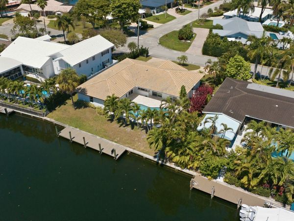 2810 NE 52nd Street, Fort Lauderdale, FL 33308