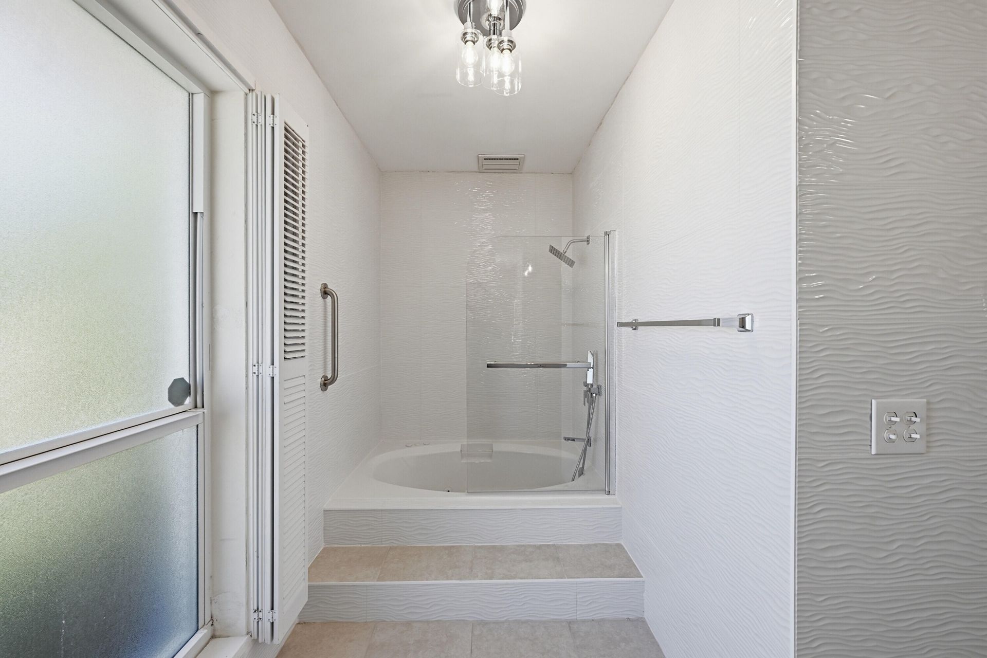 2810 NE 52nd Street, Fort Lauderdale, FL 33308 Photo