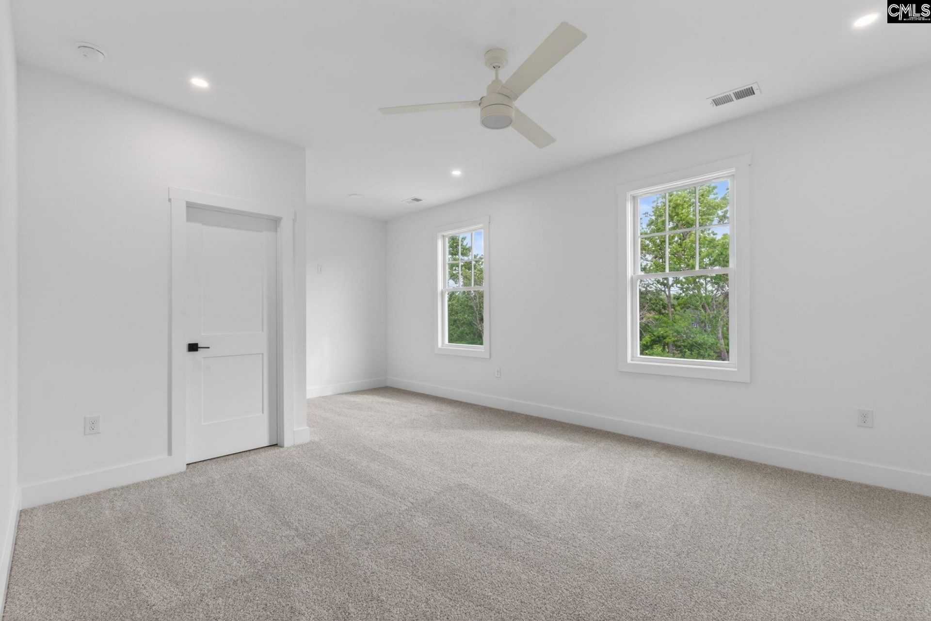 773 Long Pointe Lane Photo 33