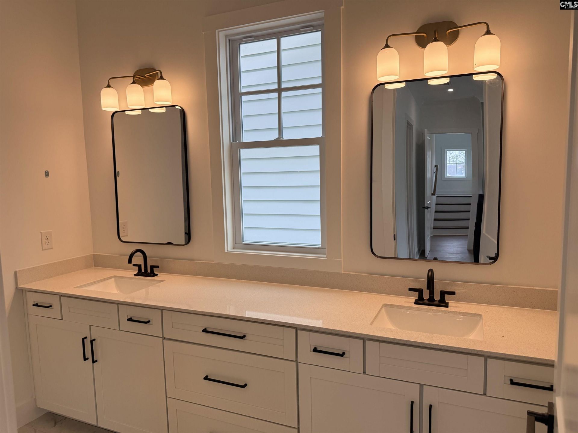 773 Long Pointe Lane Photo 9