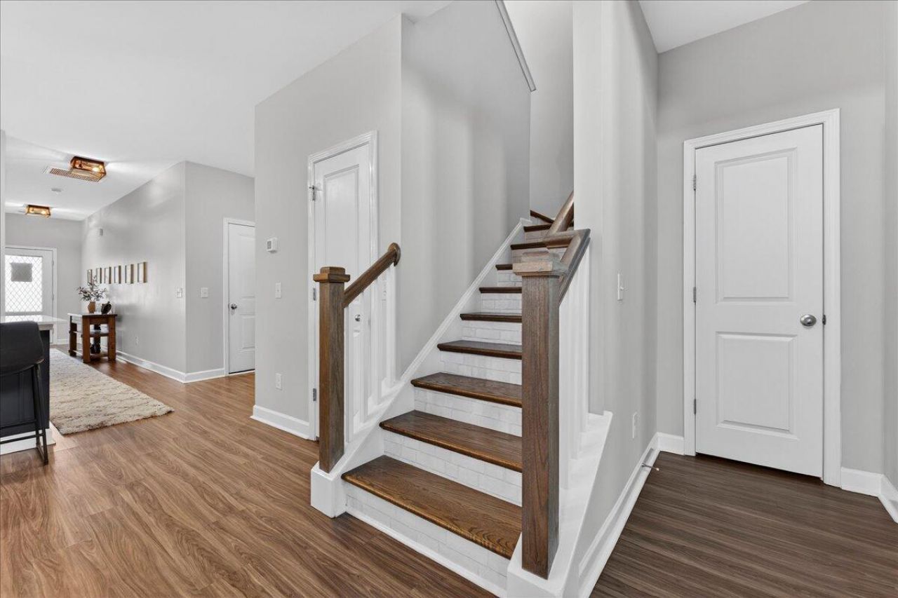 135 Lucca Drive Photo 14