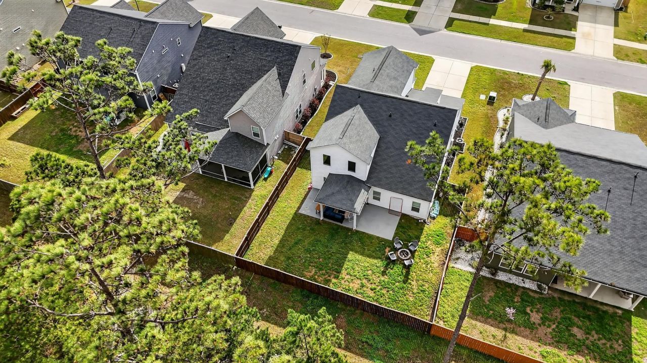 135 Lucca Drive Photo 34