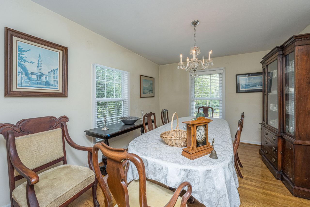 783 Fort Johnson Road Photo 10