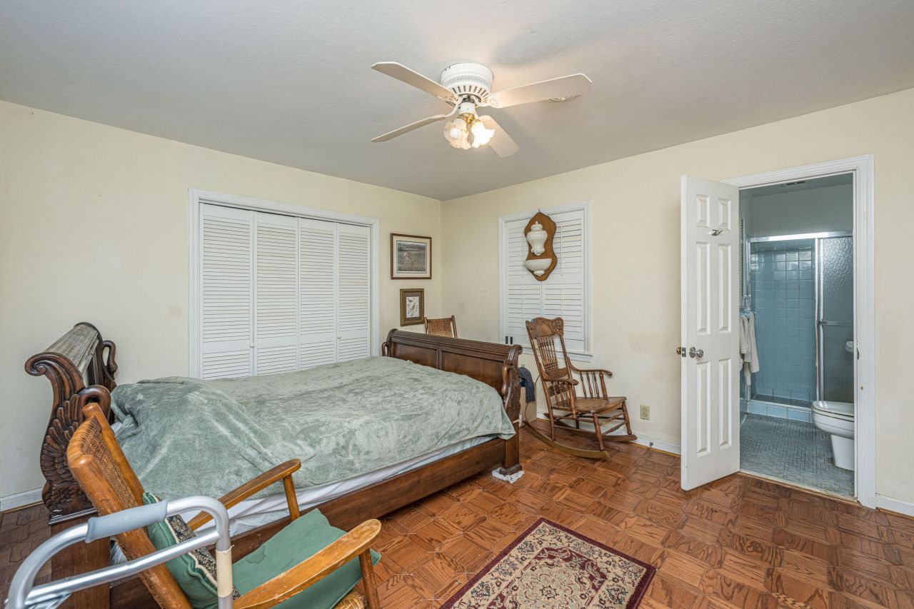 783 Fort Johnson Road Photo 15