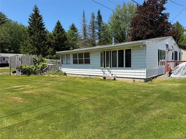 3 Cooper Drive, Kauneonga Lake, NY 12720