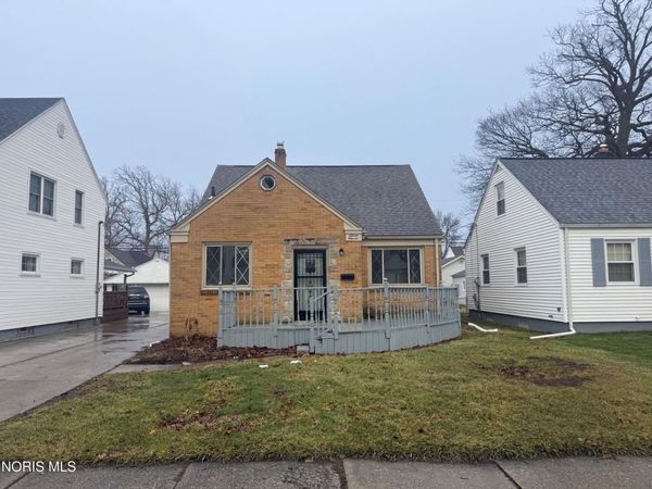 711 Waybridge Road, Toledo, OH 43612