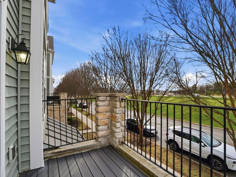 5920 Passage Creek Drive, Unit 1706, Dublin, OH 43016 Photo 8