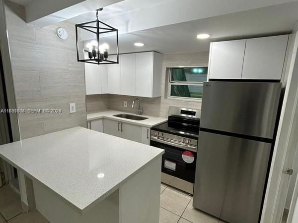 1810 NW 34th St, Unit 1, Miami, FL 33142