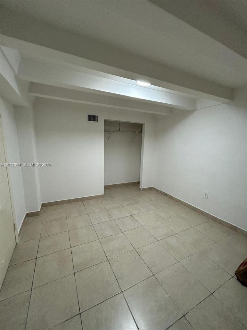 1810 NW 34th St, Unit 1, Miami, FL 33142 Photo