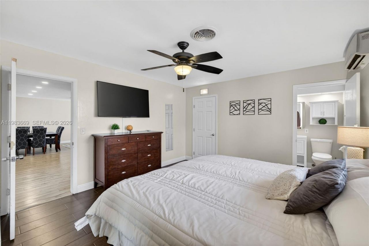 1401 NW 46th St, Fort Lauderdale, FL 33309 Photo