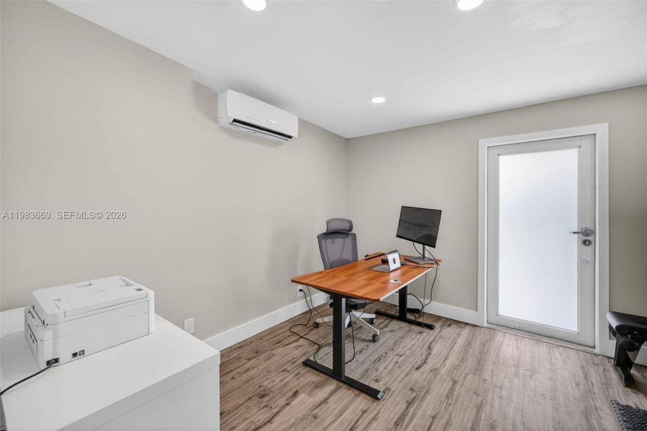 1401 NW 46th St, Fort Lauderdale, FL 33309 Photo