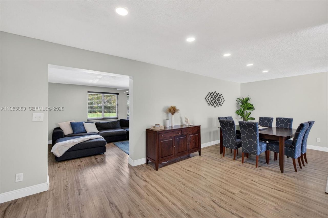 1401 NW 46th St, Fort Lauderdale, FL 33309 Photo