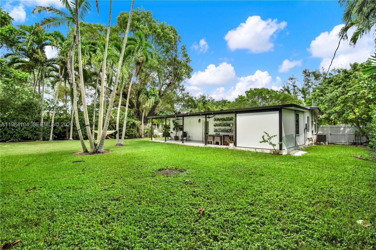 6400 SW 62nd Ct, South Miami, FL 33143 Photo