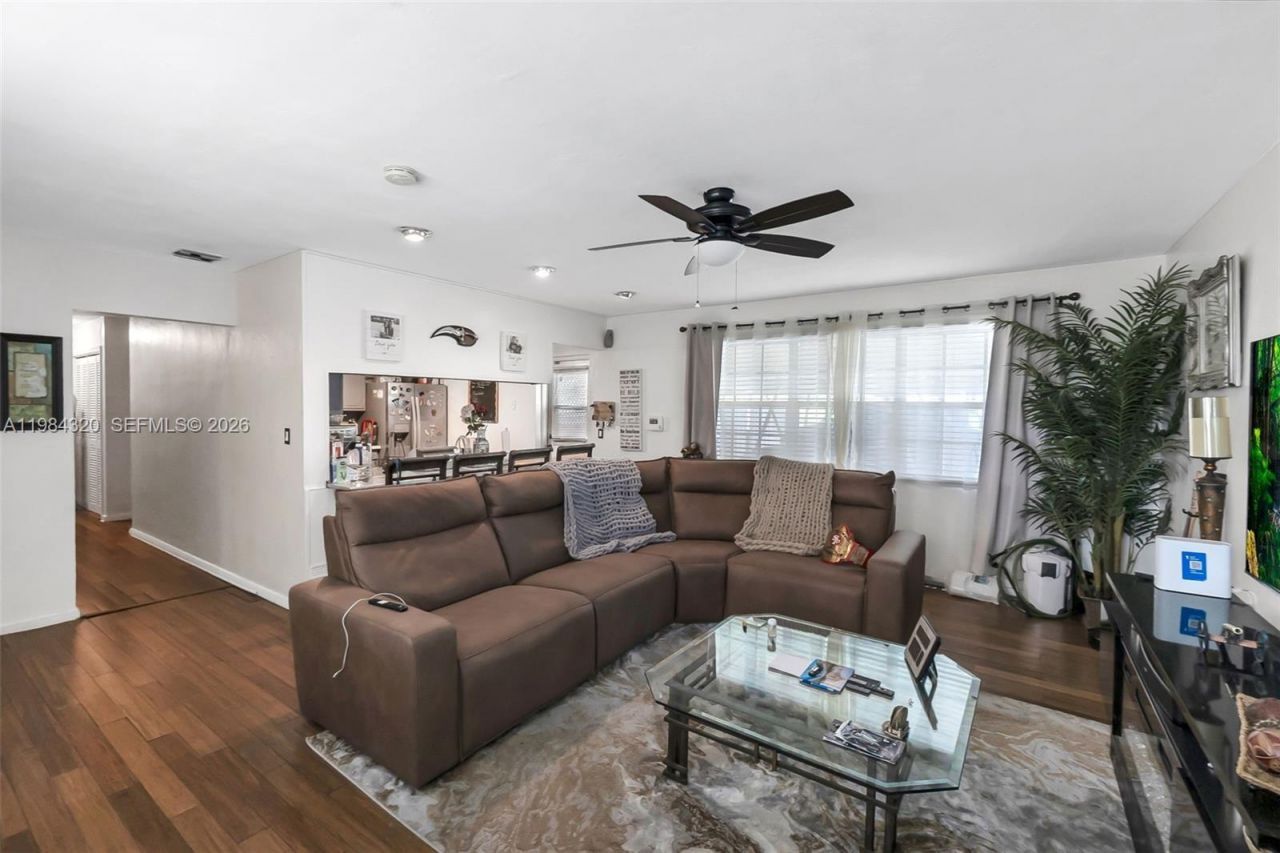 1224 NW 18th St, Fort Lauderdale, FL 33311 Photo