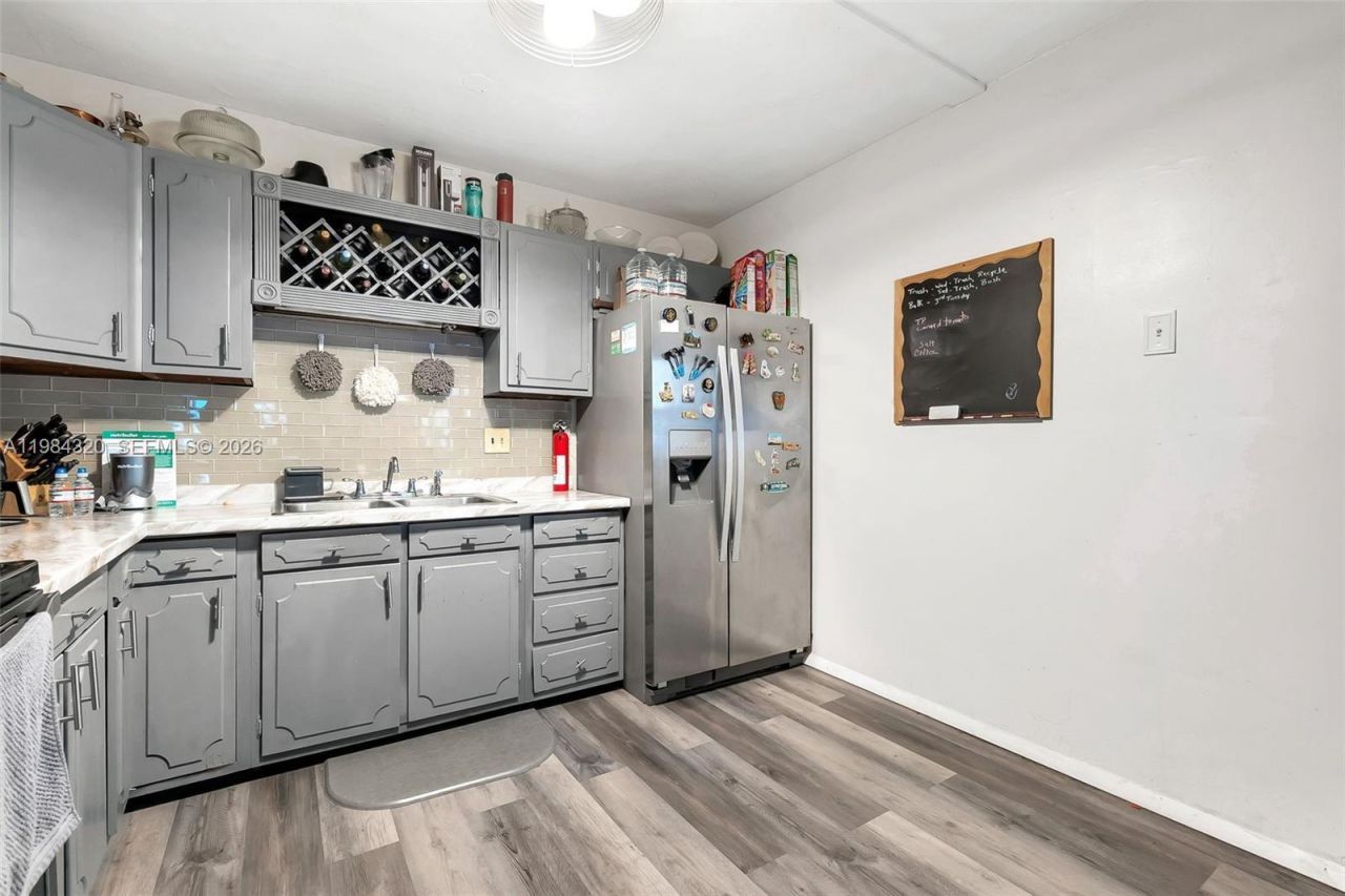 1224 NW 18th St, Fort Lauderdale, FL 33311 Photo