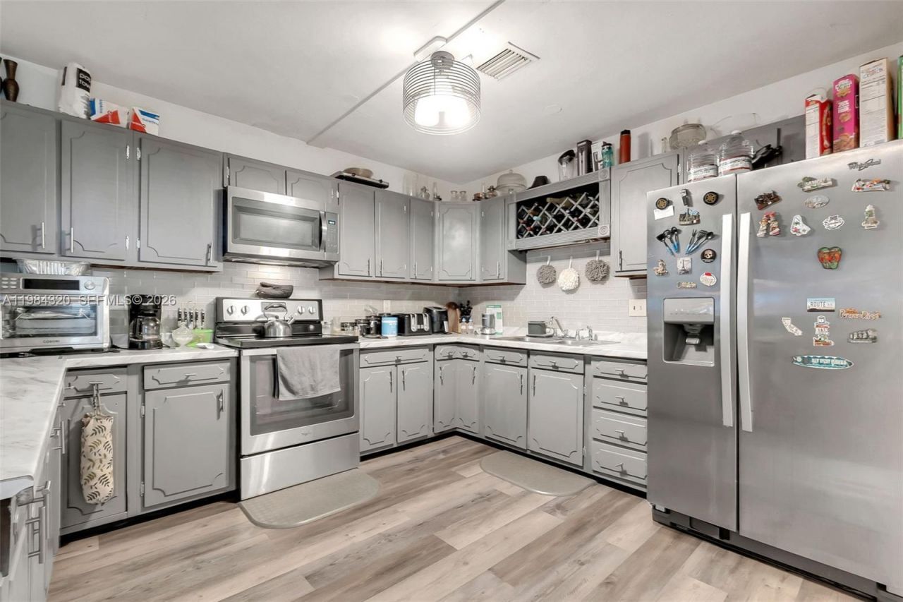 1224 NW 18th St, Fort Lauderdale, FL 33311 Photo