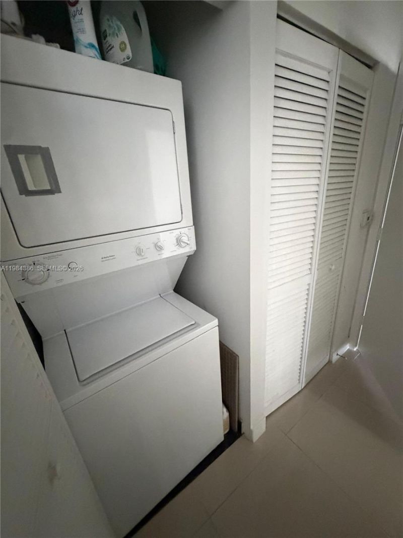 1111 SW 1st Ave , Unit 1821-N, Miami, FL 33130 Photo