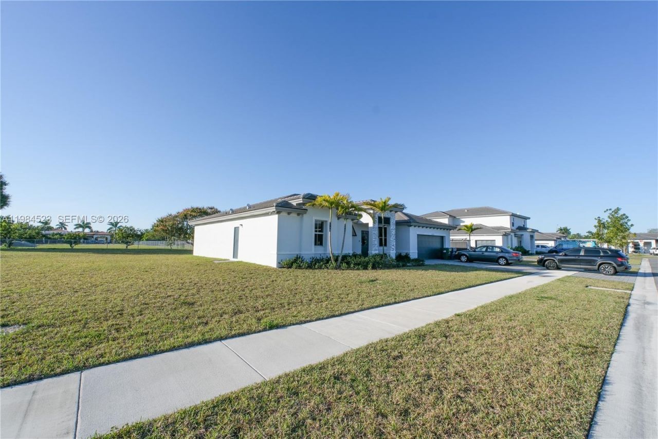 16802 SW 292nd Ter, Homestead, FL 33030 Photo