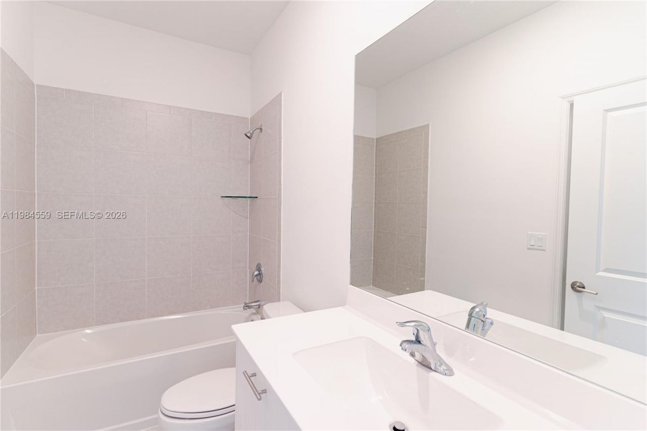 12133 NW 23rd Ct , Miami, FL 33167 Photo