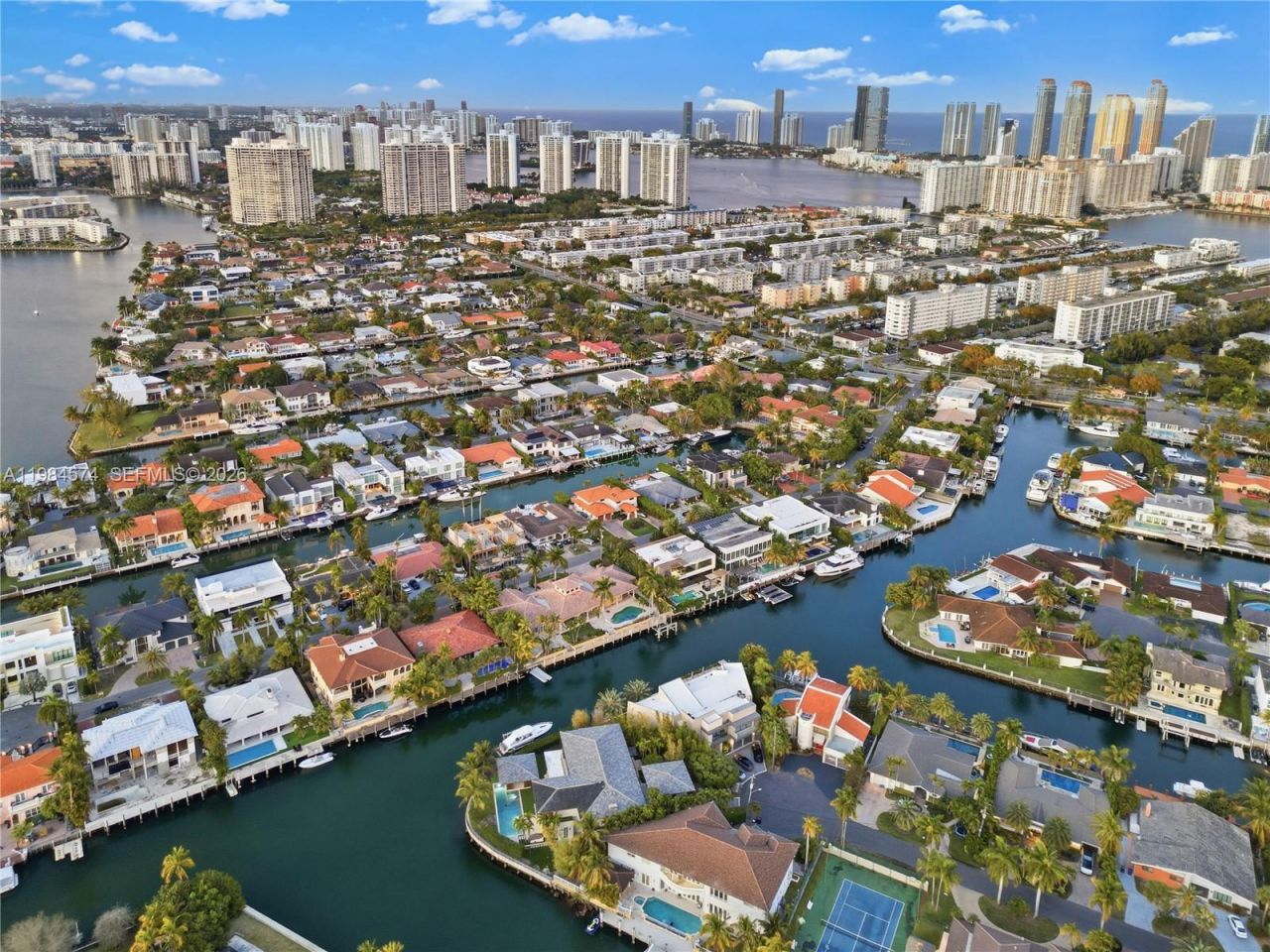 3401 NE 165th St, North Miami Beach, FL 33160 Photo