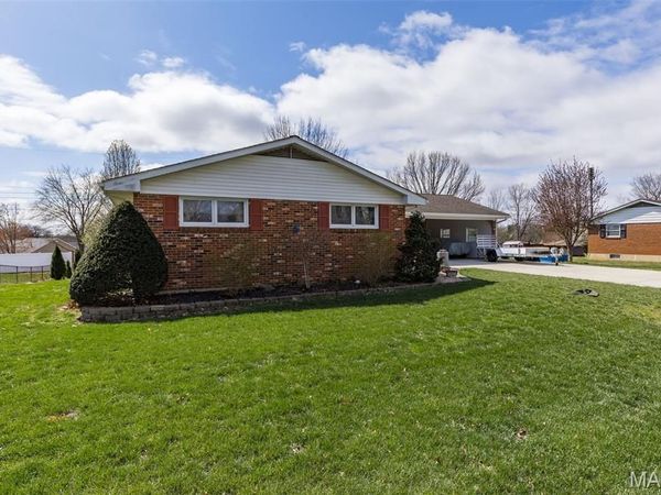 118 S Westwood Drive , Farmington, MO 63640