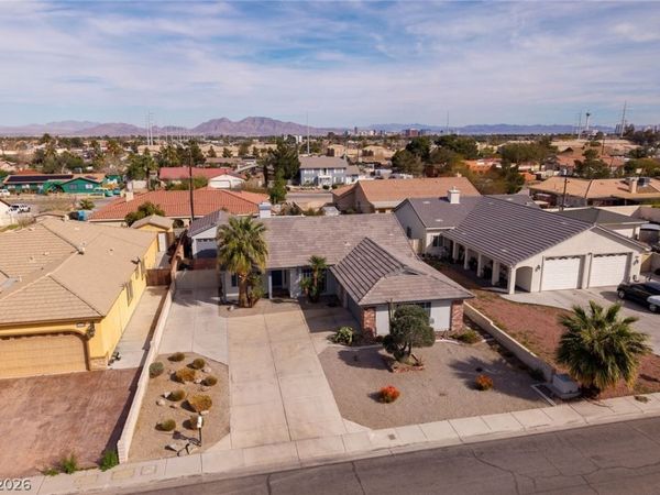 1512 Winwood Street, Las Vegas, NV 89108