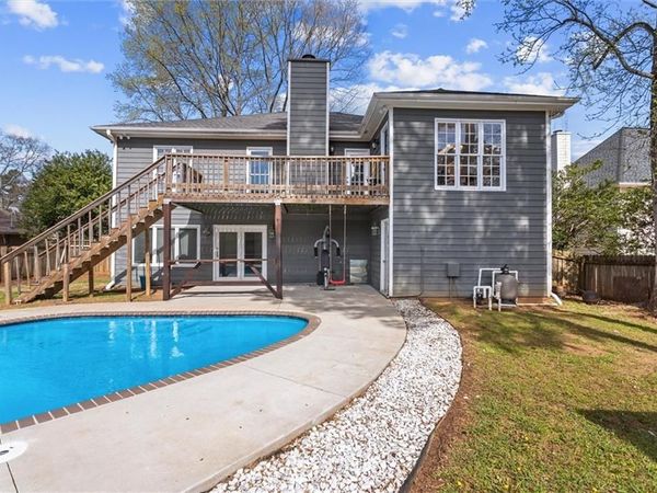 870 Hounds Ridge Court, Lawrenceville, GA 30043