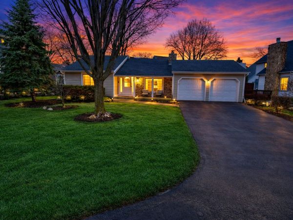 649 WILBUR Court , Gurnee, IL 60031