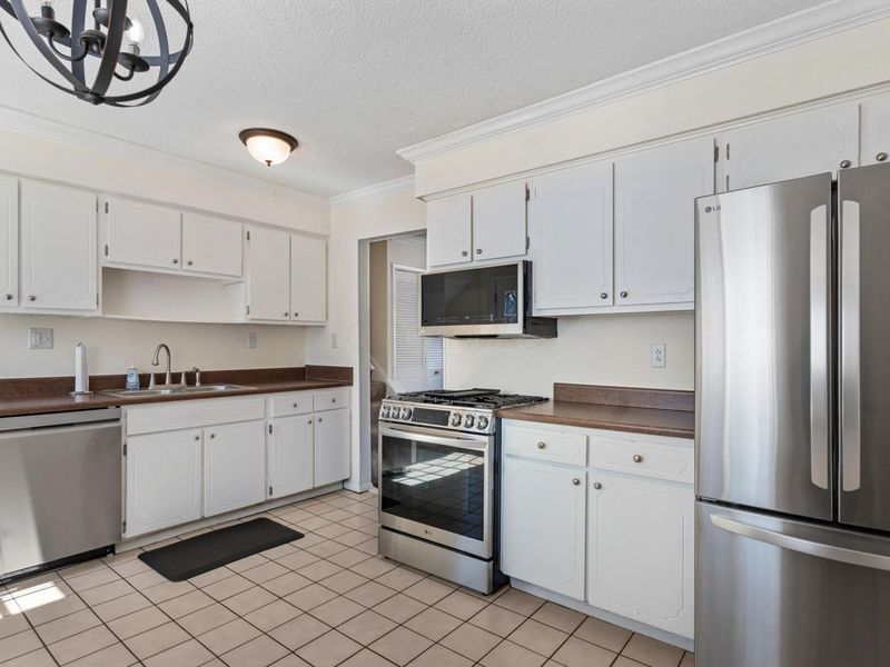 1751 Darrow Drive, Powell, OH 43065 Photo 11