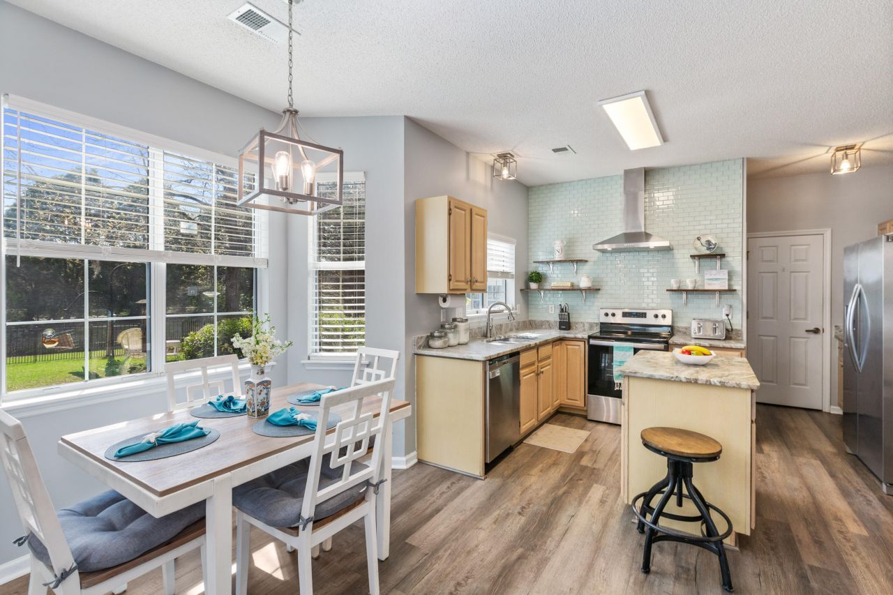 3500 Forest Glen Drive Photo 19