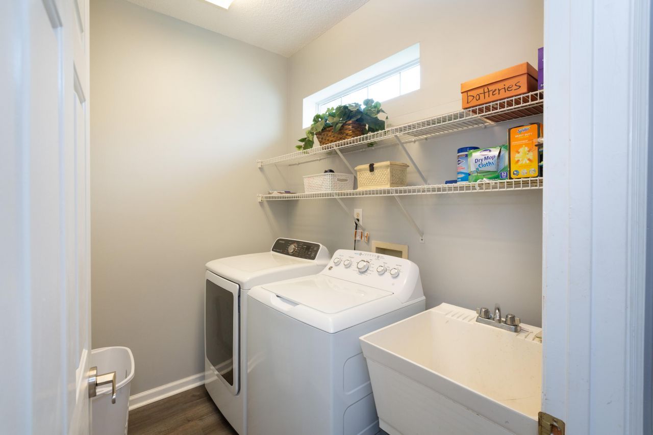 3500 Forest Glen Drive Photo 23